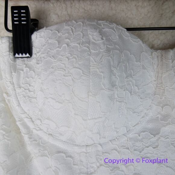 New!  Express Bridal Lace Strapless Sweetheart Dress, size 2 - Picture 11 of 16